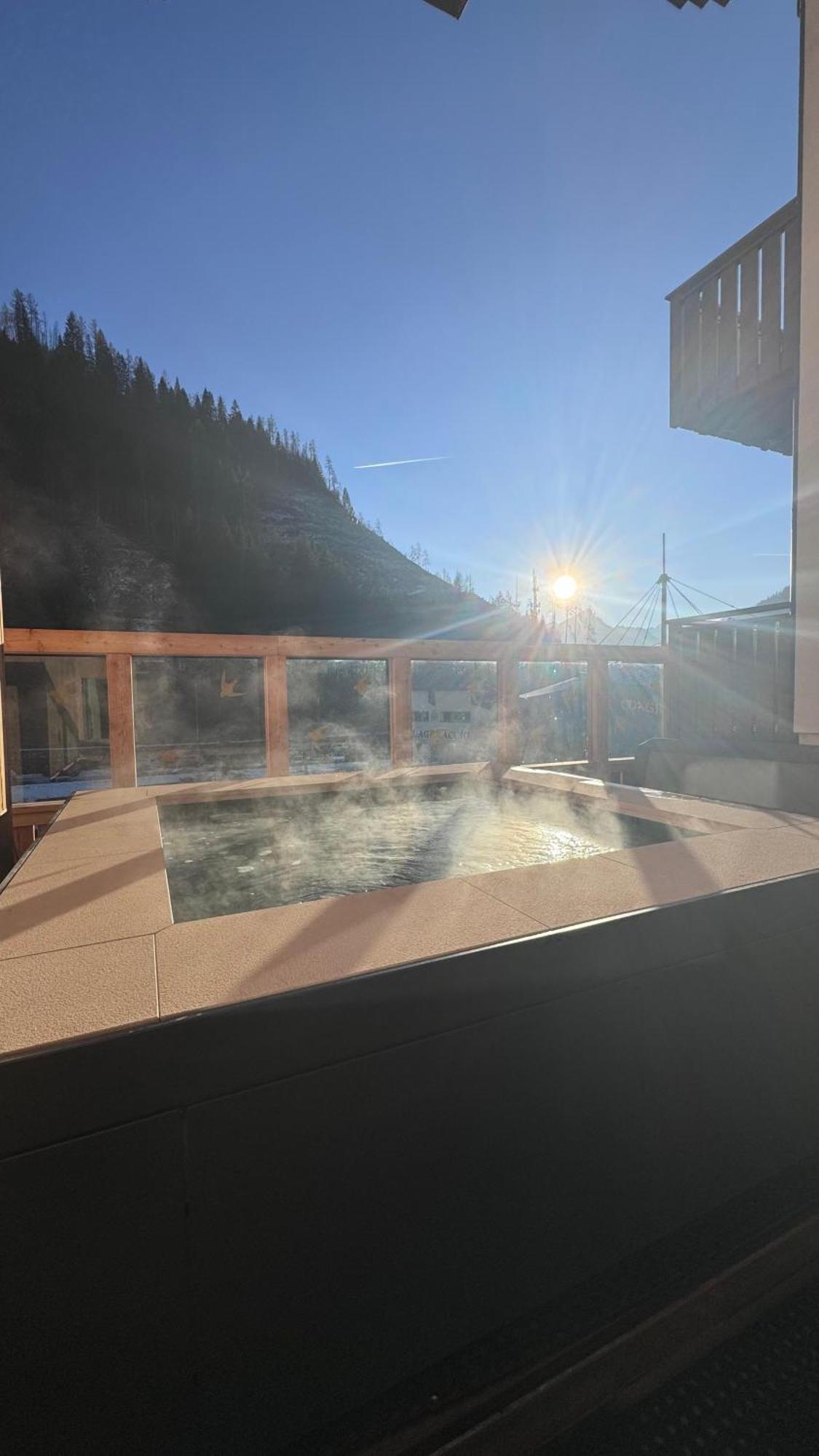 Naturae Lodge Wellness & Spa Alleghe Exterior photo